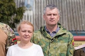 Конвейер репрессий. В Гомеле осудили руководителя объединения по поиску останков жертв войны, а также его жену-медсестру
